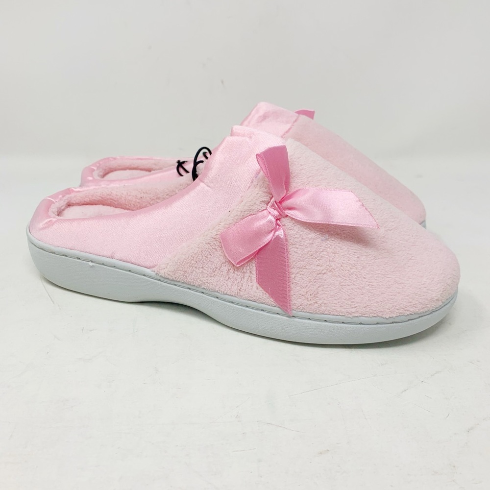 KushyShoo Women’s Clog Slip On House Shoes Size 8